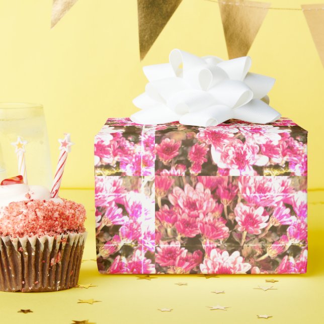Pink Floral Bloom Pattern – Soft Botanical Design Geschenkpapier (Geburtstagsparty)