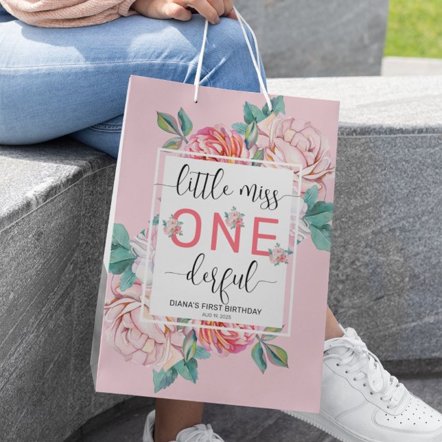 Pink Floral Erster Geburtstag Mittlere Geschenktüte (Von Creator hochgeladen)