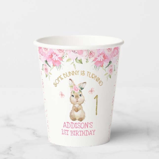 Pink Floral Furry Bunny First Birthday Paper Pappbecher (Vorderseite)