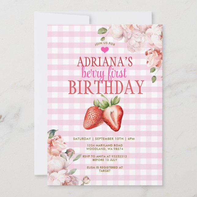 Pink Floral Gingham Berry First Birthday Einladung (Vorderseite)
