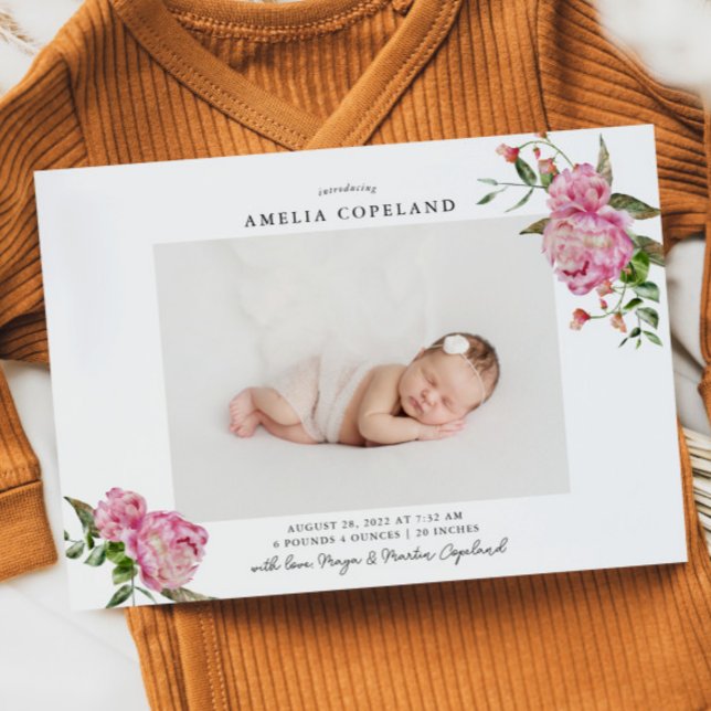 Pink Floral Girl Baby Foto Geburtsankündigung Ankündigung (Von Creator hochgeladen)