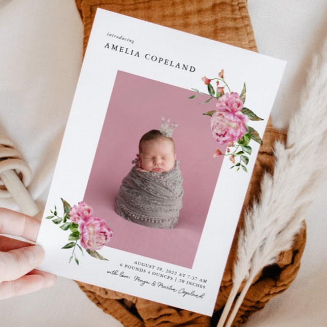 Pink Floral Girl Baby Foto Geburtsankündigung Ankündigung (Von Creator hochgeladen)