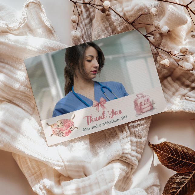 Pink Foto Watercolor Nursing School Graduate Dankeskarte (Von Creator hochgeladen)