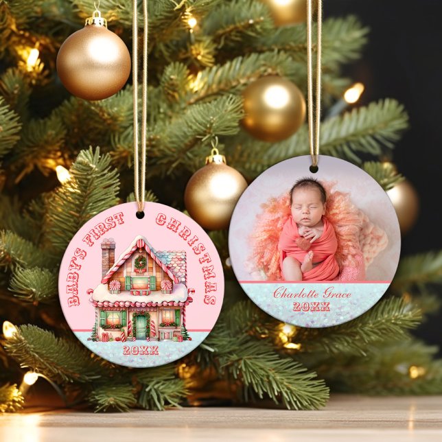 Pink Gingerbread House Baby's First Christmas Keramik Ornament (Von Creator hochgeladen)