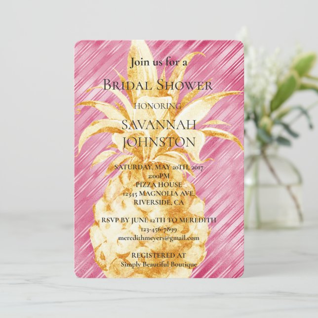 Pink Glam Streifen Gold Ananas Brautparty Einladung (Stehend Vorderseite)
