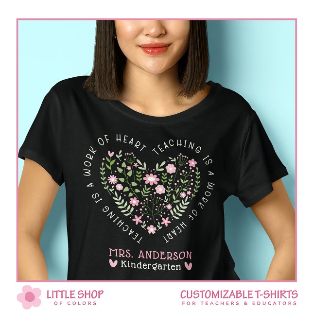 Pink Green Floral Teaching ist ein Kunstwerk T-Shirt (Von Creator hochgeladen)