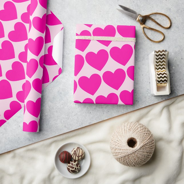 Pink hearts Pastel Pink Background Wrapping Paper Geschenkpapier (Kunsthandwerk)