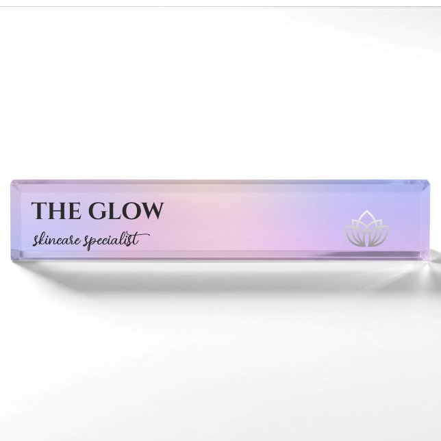 Pink Holographic Iridescent Esthetician Namensplakette (Vorderseite)