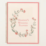 Pink Hydrangea Wreath Vintag Name Wedding Planer<br><div class="desc">Hübscher personalisierter Hochzeitsplaner mit rosa handgezogenen Hydrangeas. Fügen Sie Ihren Namen hinzu und passen Sie diesen hübschen Hochzeitsplaner an,  um Ihr eigenes zu sein.</div>