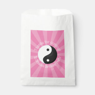 Pink Karate Gastgeschenke für eine Girl-Gefallen-T Geschenktütchen