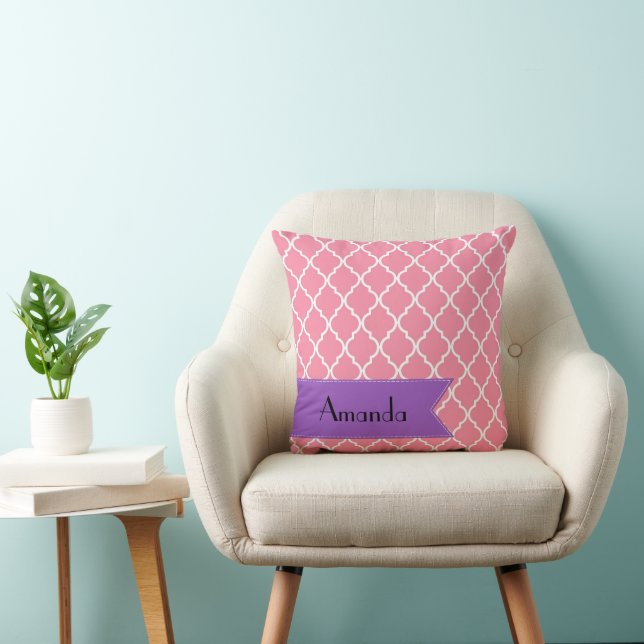 Pink Latticwork, Quatrefolie, Trellis, Ihr Name Kissen (Stuhl )