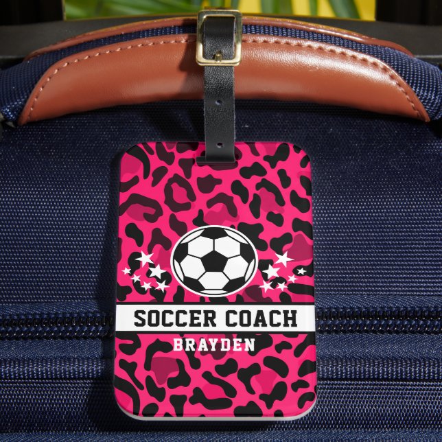 Pink Leopard Print Soccer Name Gepäckanhänger (Vorderseite Insitu 2)