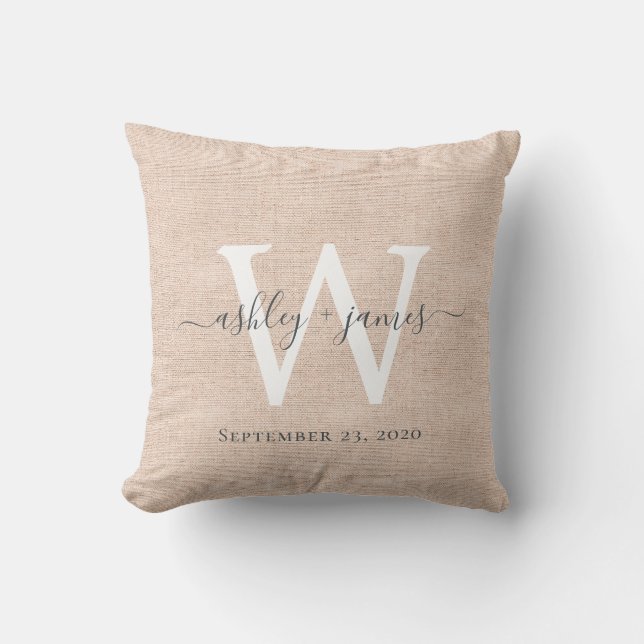Pink Linen White Monogram Wedding Keepake Kissen (Vorderseite)