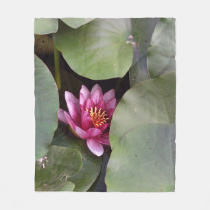 Pink Lotus Blossom Fleecedecke