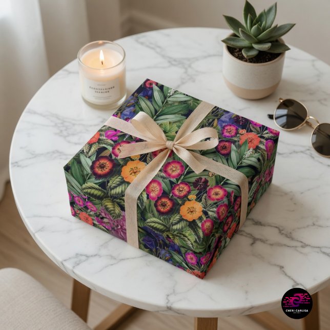 Pink Meadow Floral Geschenkpapier (Before they open it, they already know.)