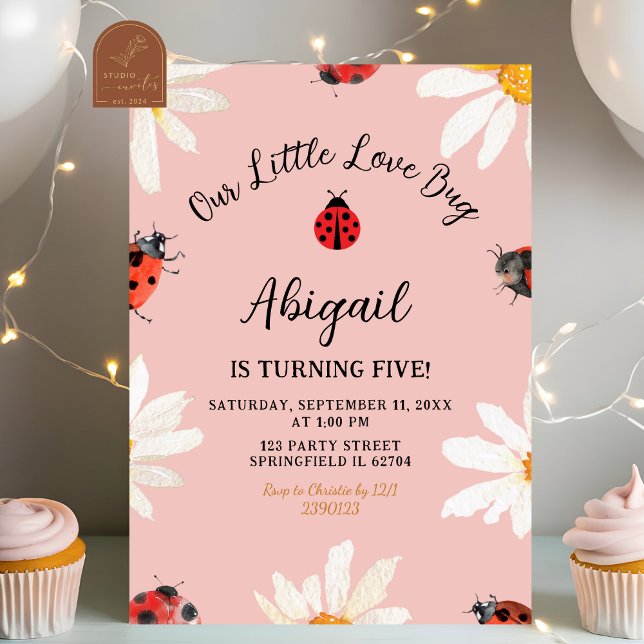 Pink Minimalist Daisy Lovebug Invitation Anniversa (Créateur téléchargé)