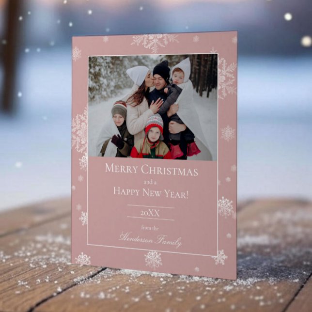 Pink Modern Snowflakes Plat Holiday Carte photo (Pink Modern Snowflakes Holiday Photo Card)