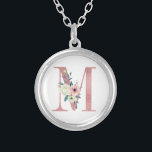 Pink Monogram Floral Letter M Watercolor Bouquet Versilberte Kette<br><div class="desc">Monogramm Halskette mit Ihrem Initial in hübschen Glitzer und Aquarellfarben Blume. Der Blumenbuchstabe M ist in rosa staubigen Glitzer gestaltet und mit einem Strauß aus rosa und Elfenbeinholz-Blume und Grünpflanzen geschmückt. Ein schönes Geschenk für jede Frau und jeden Anlass. Auch eine schöne Idee als Gastgeschenk Hochzeit, für Brautmädchen, um an...</div>