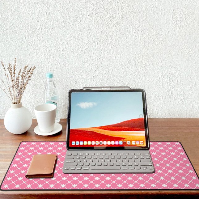 Pink Moroccan Pattern Desk Mat Schreibtischunterlage (Von Creator hochgeladen)