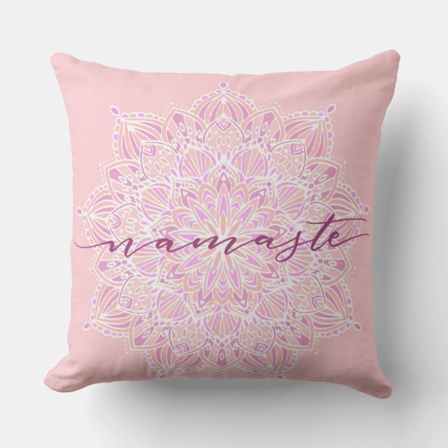 Pink Namaste Pillow Kissen (Vorderseite)