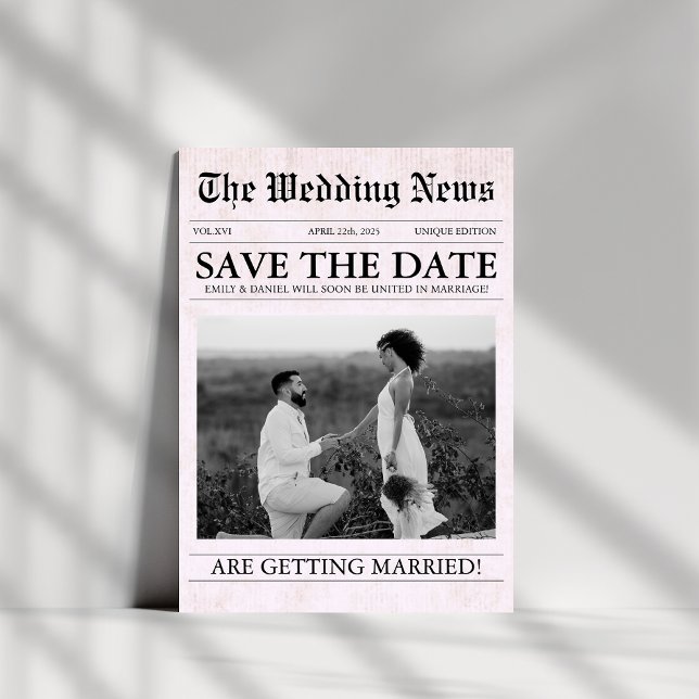 Pink Newspaper Moderne Hochzeit des Fotos Save The Date (Von Creator hochgeladen)