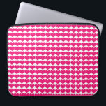 Pink Niedlich Hearts Muster Laptop-Sieb Laptopschutzhülle<br><div class="desc">Einfach und Niedliches Herzmuster Laptop-Sieb mit einem sich wiederholenden Muster kleiner rosa Herzen. Dieses Design kann um Text ergänzt werden, um ihm eine persönliche Touch zu geben.</div>