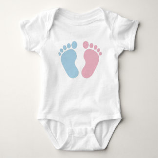 Pink or Blue Baby Footprints – Gender Reveal Desig Baby Strampler