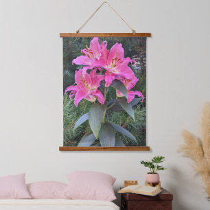 Pink Oriental Lilies Floral Wandteppich Mit Holzrahmen