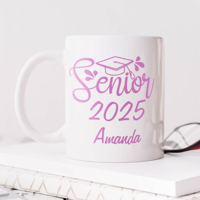 Pink Personalisiert Name Graduate Kaffeetasse (Personalized Senior 2025 Mug)