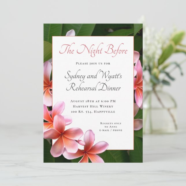 Pink Plumeria Wedding Rehearsal Dinner Einladung (Stehend Vorderseite)