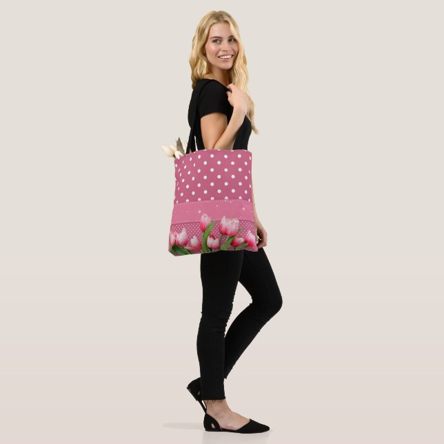 Pink Polka Dots and Tulips, hübsches Design Tasche (Am Model)