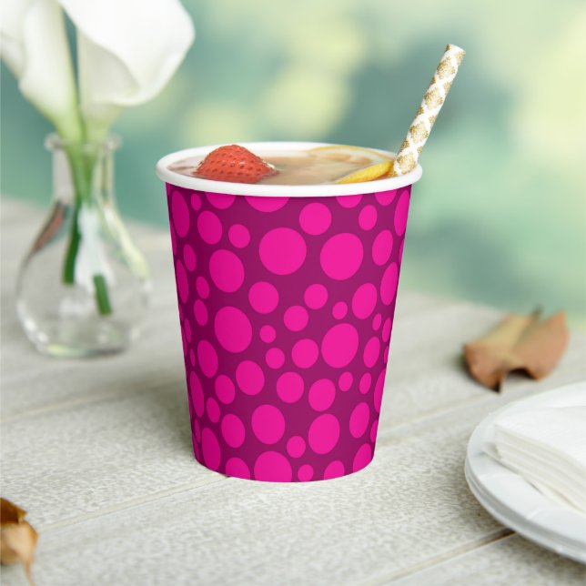 Pink Polska dot paper plate Pappbecher (In Situ)