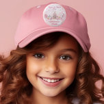 Pink Popcorn und Pajamas Slumber Geburtstagsparty Button<br><div class="desc">Machen Sie aus der Geburtstagsfeier Ihres kleinen Mädchens mit unserer bezaubernden Designvorlage "Pink Popcorn and Pajamas" ein skurriles Party. Dieses charmante Design ist perfekt zum Geburtstag jeden Alters geeignet, aber besonders für Kinder ab 6 Jahren. Es Set die Bühne für eine gemütliche und unvergessliche Nacht mit Spaß und Lachen. Tauchen...</div>