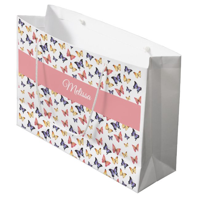 Pink Purple Butterflies Custom Name Große Geschenktüte (Vorderseite Schrägansicht)