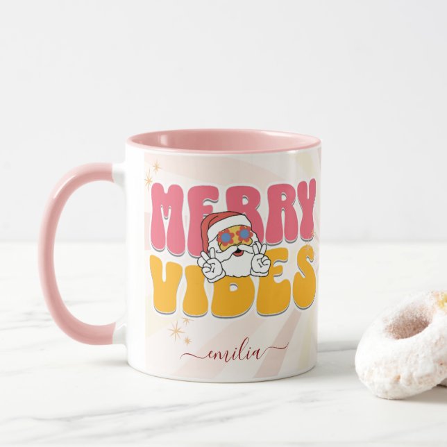 Pink Retro 70er Themed Merry Vibes Individuelle Na Tasse (Mit Donut)