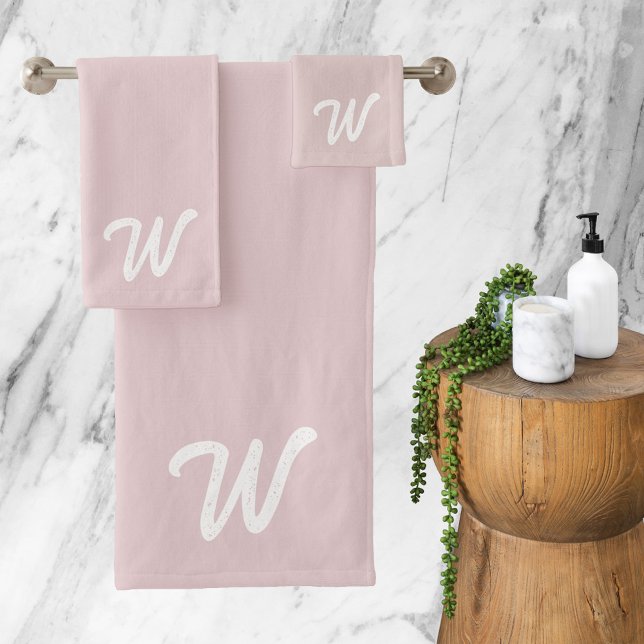 Pink rose vif initial Monogramme Typographie rétro (Blush Pink Initial Monogram Retro Typography Bath Towel Set)