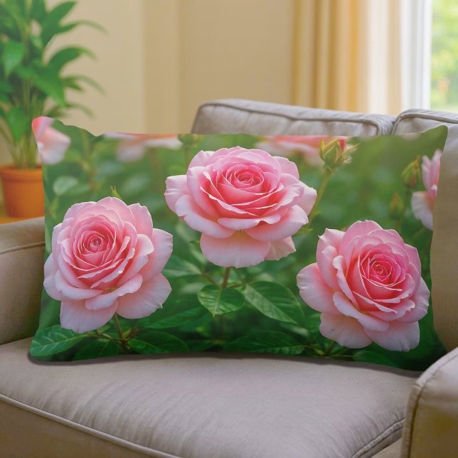 Pink Roses Lumbar Pillow Lendenkissen (Lumbar pillow with pink roses)