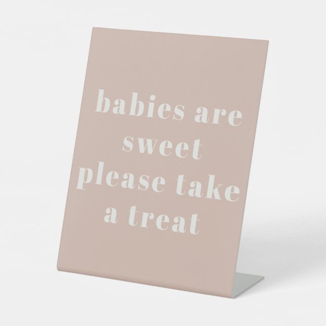 Pink Sandstone Typografie Baby Dusche Gefallen Sockelschild (Vorderseite)