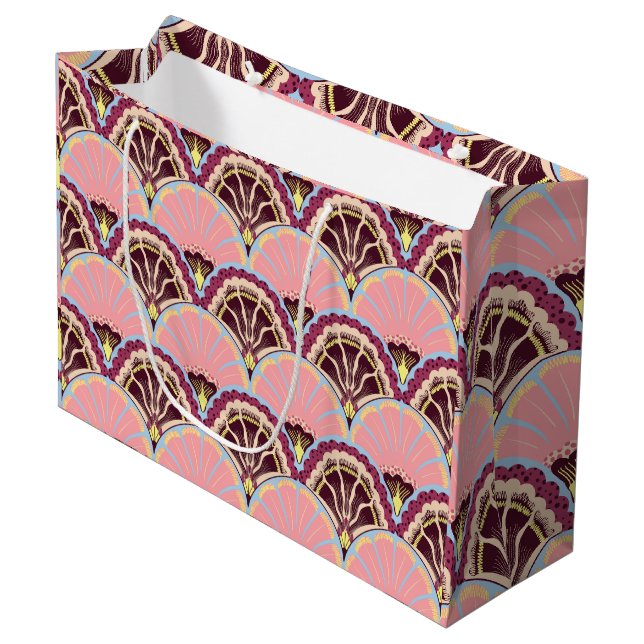 Pink Scallop Gift Bag Große Geschenktüte (Vorderseite Schrägansicht)