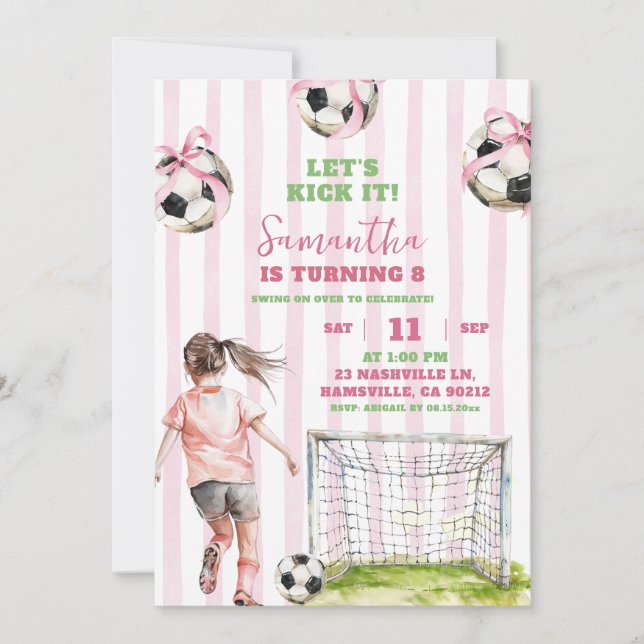 Pink Stripes Girl Soccer Lass uns ihn zum Geburtst Einladung (Vorderseite)