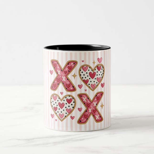 Pink Stripes XOXO hearts Zweifarbige Tasse (Mittel)