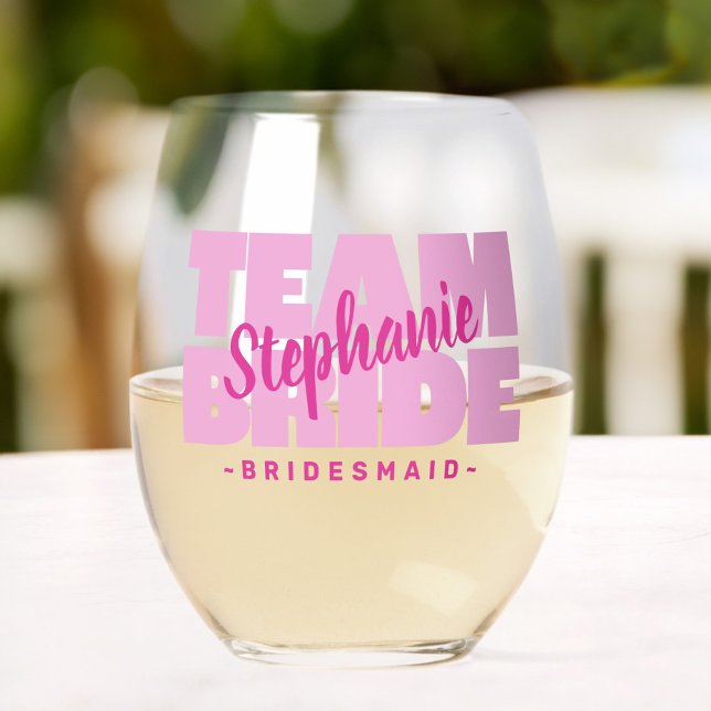 Pink Team Bride Bridesmaid Name Wedding Retro Cool Weinglas Ohne Stiel (Pink Team Bride Bridesmaid Name Wedding Retro Cool Stemless Wine Glass)