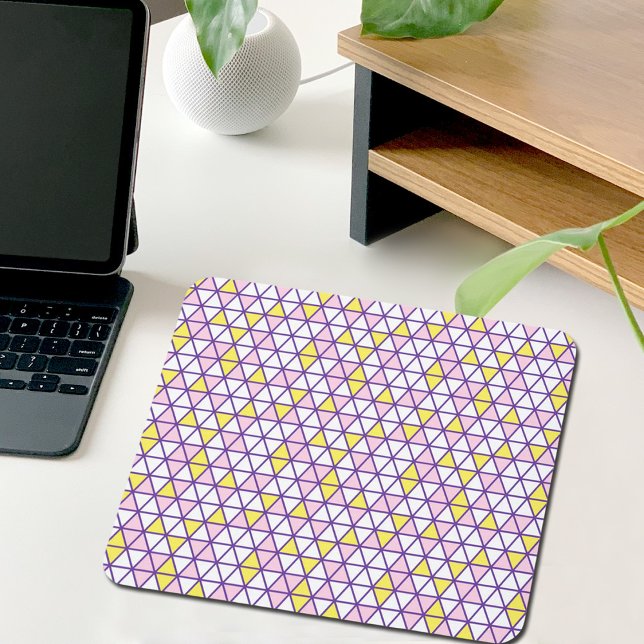 Pink Triangles Pattern Mouse Pad Mousepad (Von Creator hochgeladen)