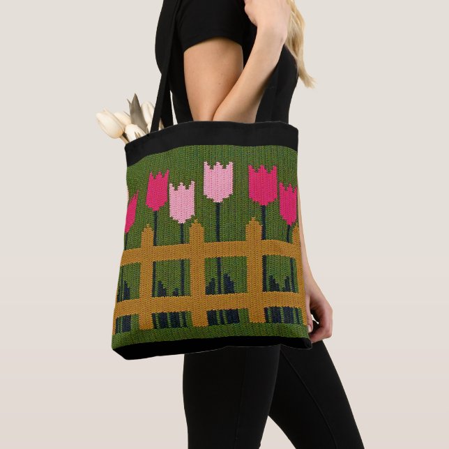 Pink Tulips Fence Green Artisan Crochet Print Tasche (Von Nahem)