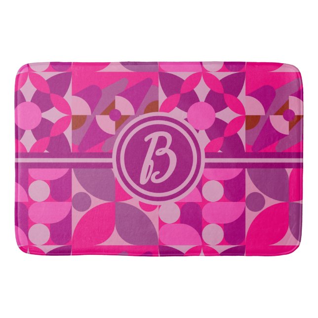 Pink und Burgundy Geometric Bauhaus Style Badematte (Vorderseite)