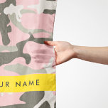 Pink und Green Camouflage Ihr Name Persönlich gest Schal<br><div class="desc">Elegantes,  stilvolles und raffiniertes Tarnmuster in Rosa und Grün. Moderne und trendige Geschenke,  perfekt für den militärischen Liebhaber in Ihrem Leben. Personalisieren Sie diese durch Hinzufügen von Namen,  Spitznamen,  Monogramm oder Initialen.</div>