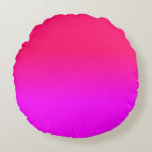 Pink und rosa Ombre Schatten-Neonfarbe verblassen Rundes Kissen<br><div class="desc">Pink und rosa Ombre Schatten-Neonfarbe verblassen. - heiß,  rosa,  Neon,  ombre,  Schatten,  Farbe,  verblassen der Trend,  hell,  Leuchtstoff,  Leuchtmarker,  helles Neonrosa,  helles Rosa,  heißes Rosa,  helles heißes Rosa,  Neonrosa,  verblaßte,  verblaßte Farbe,  heißes Rosa verblassen,  Neonrosa verblassen,  Schatten des heißen Rosas,  rosa Neonschatten,  Schule,  Kinder,  Spaß,  Schlafsaal,  Dekor,  Tönung</div>