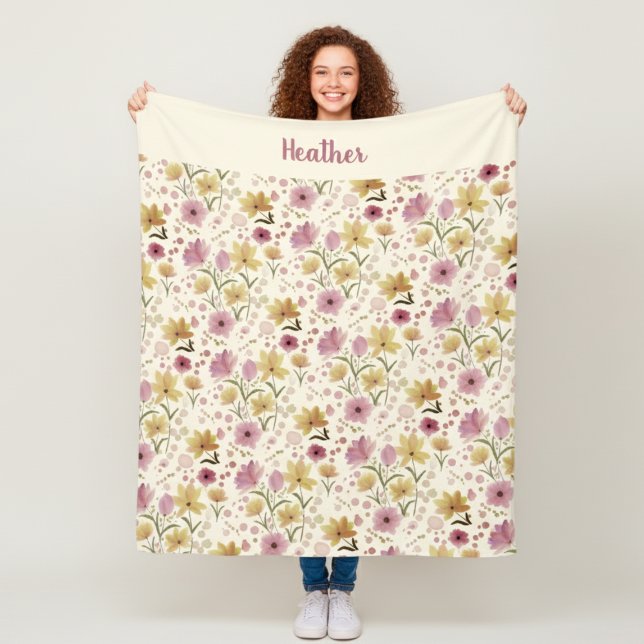 Pink Watercolor Wildflower Monogram Name Fleecedecke (Von Creator hochgeladen)