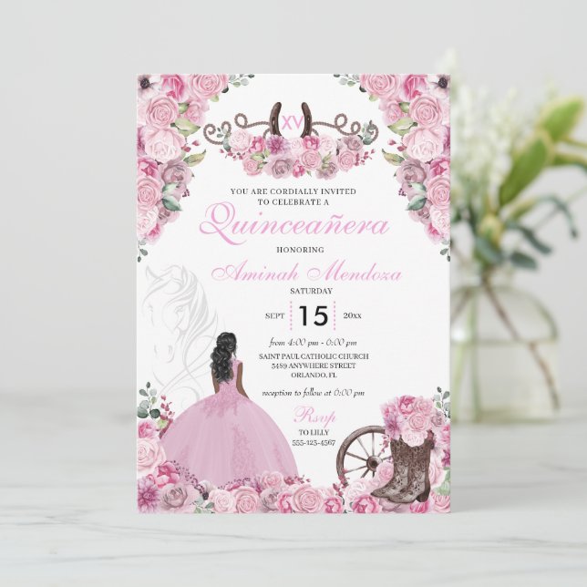 Pink Western Charra Floral Boots Quinceañera Einladung (Stehend Vorderseite)