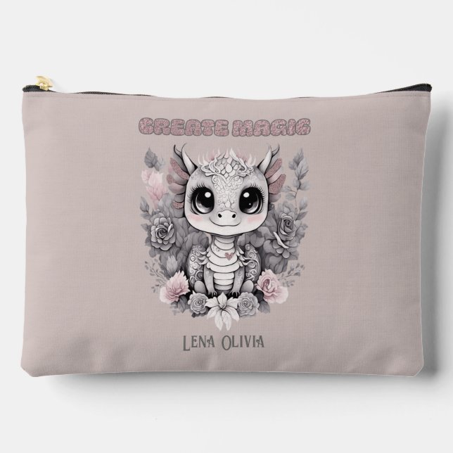 Pink Whimsical "Create Magic" Kleiner Drache Zubehörtasche (Vorderseite)
